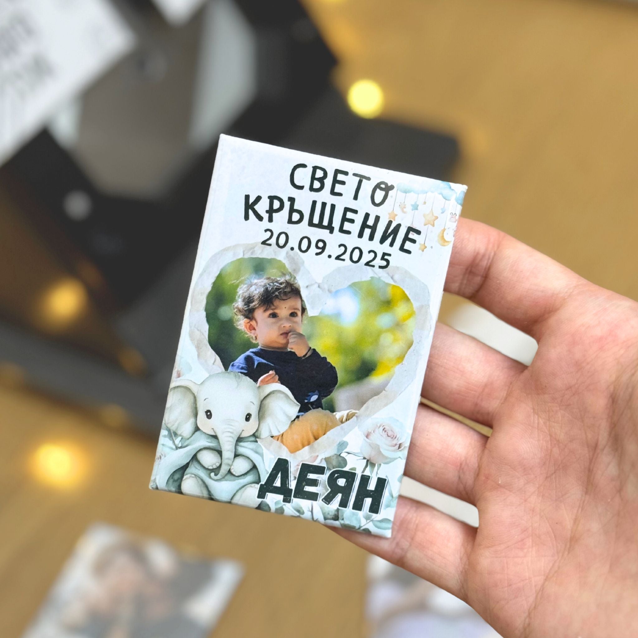 Подаръчета за кръщене – персонализирани фото магнити за гости